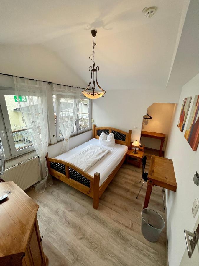 נויוויד Hotel Zur Roemerbruecke מראה חיצוני תמונה